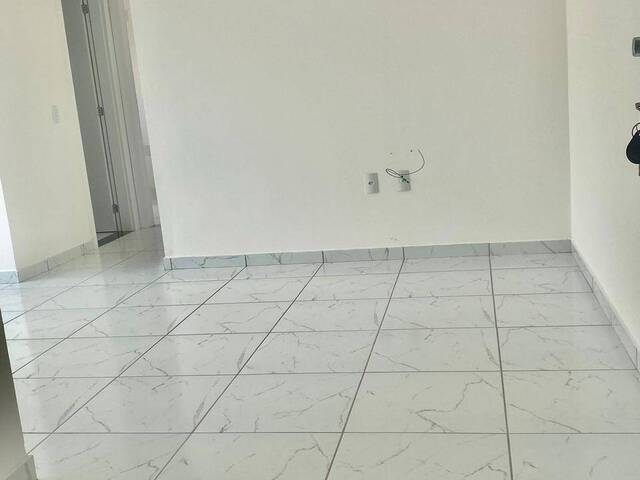 #10 - Apartamento para Venda em Tijucas - SC - 3