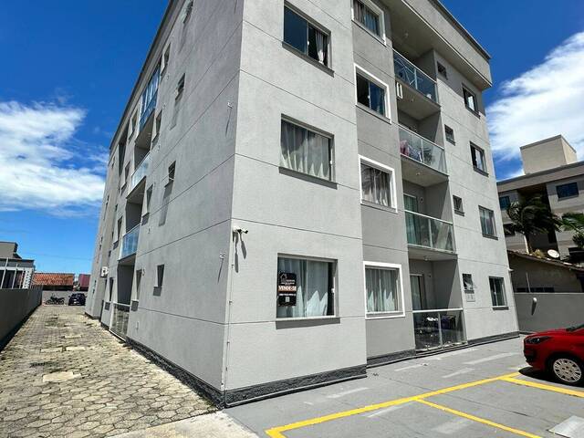 #45 - Apartamento para Venda em Tijucas - SC - 3