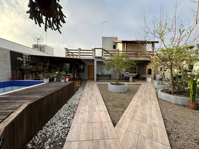 #47 - Casa para Venda em Tijucas - SC - 1