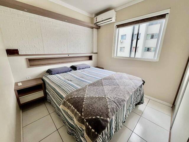 #49 - Apartamento para Venda em Porto Belo - SC