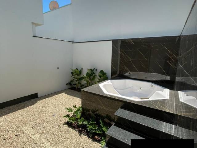 #72 - Casa para Venda em Tijucas - SC - 2