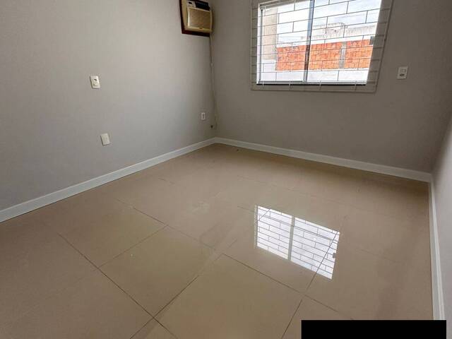 Casa para Venda em Tijucas - 4